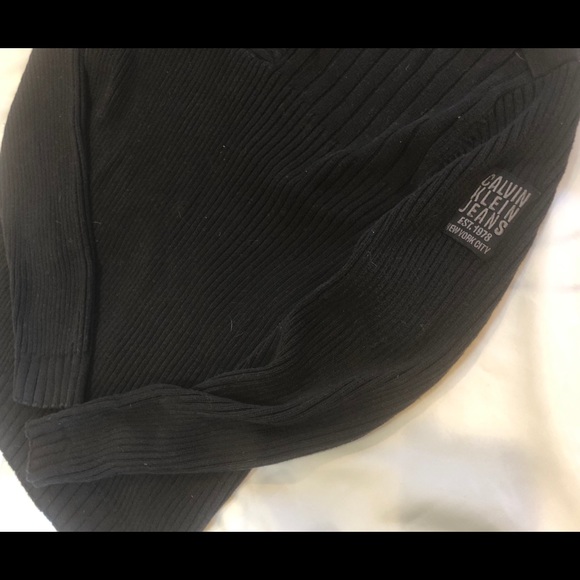 Black Calvin Klein Sweater - Picture 2 of 8